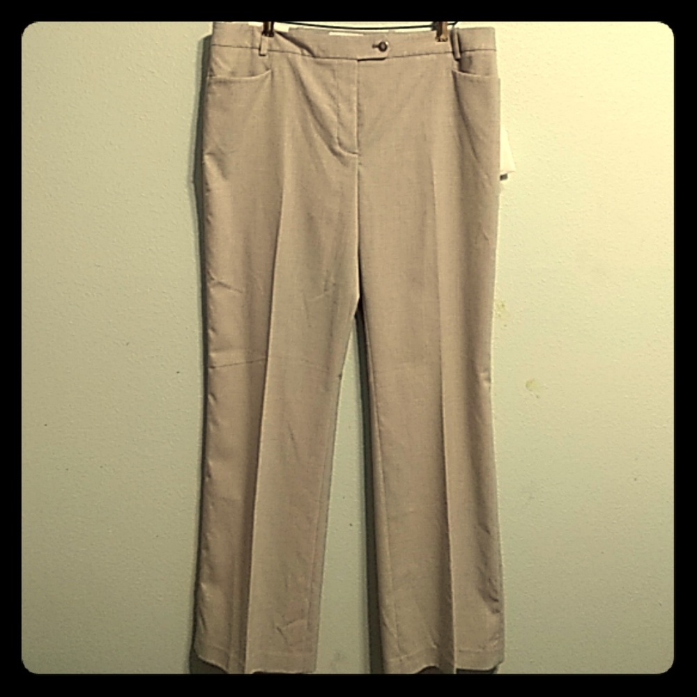 ✨NWT! Calvin Klein Modern Fit Pants✨